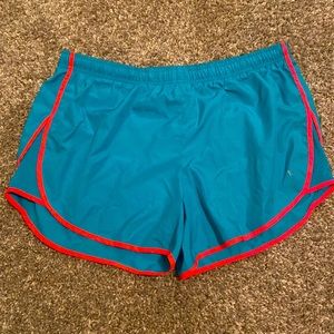 Running shorts size L
